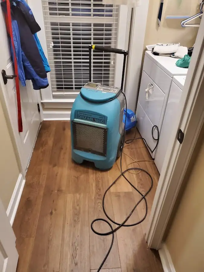 Commercial dehumidifier deployed for Crawl Space Restoration in Wausau